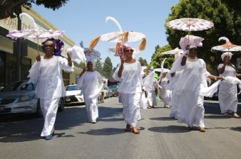Beauty, grace, power, and spirituality led the way in celebration of the ancestors in Leimert Park Village this past Sunday. Sahra Sulaiman/ Streetsblog L.A.