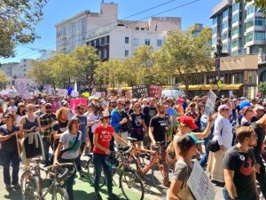 Sergio Ruiz tweeted this this pic of the counter-demonstrations on Market Street.