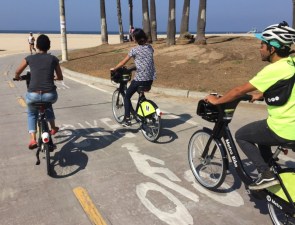 Today Metro Bike Share celebrated its expansion to L.A.'s Venice Beach neighborhood. All photos by Joe Linton/Streetsblog L.A.