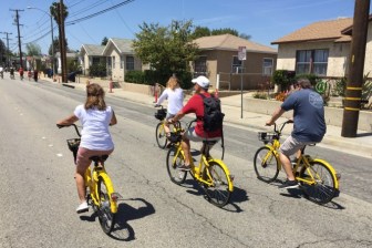 L.A. City is proposing pilot regulation for dockless bike-share. Photo by Joe Linton/Streetsblog L.A.