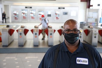 Bart worker wearing a mask
